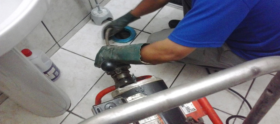 thông cống nghẹt ở TP HCM