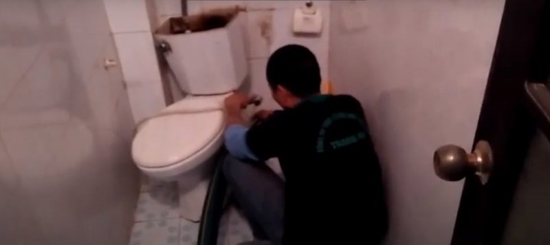 Thông tắc bồn cầu tại hoàng Mai