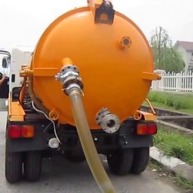 Hút bể phốt chân không